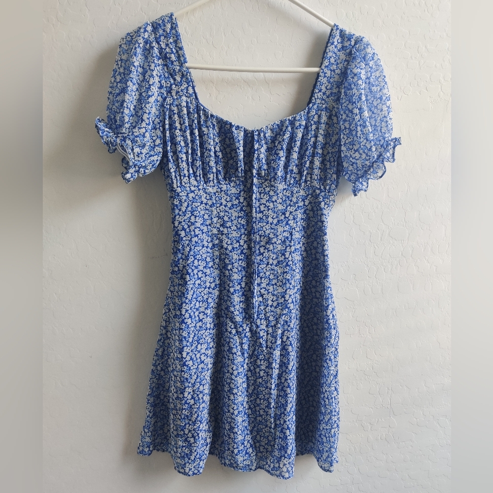 B Darlin Blue & white boho floral print puff sleeves cottagecore mini Dress_1/2